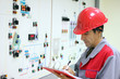 Photo : Engineer In Control Room
