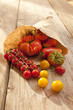 Tomaten - Füllhorn mit Papiertüte