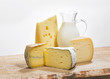 Käse und Milch