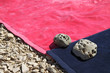 Galets sur Serviettes de Plage Galets sur Serviettes de Plage
