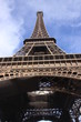Sous la Tour Eiffel