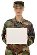 Soldatin mit Schild