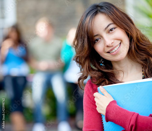Foto: Female student outdoors Female student outdoors