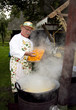 Spreewaldkoch Peter Franke kreiert Kürbissuppe