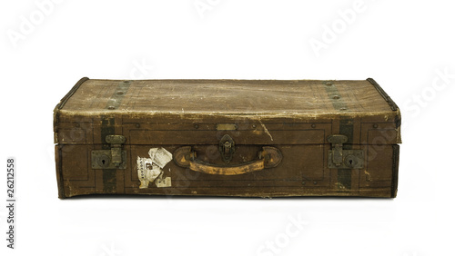 Foto: old worn suitcase old worn suitcase