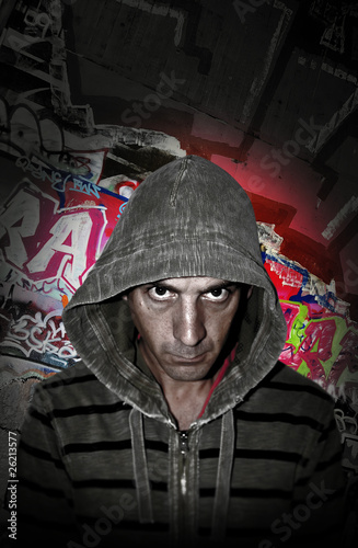 Photo: graffiti artist graffiti artist
