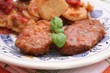 Bifteki mit Bratkartoffeln
