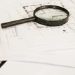 Architektur - Plan mit Lupe