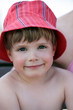 Foto: Kind mit Hut Kind mit Hut