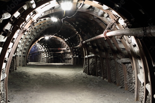 Fototapeta Corridor in a underground mine