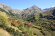 Otoño en estación de esquí de Panticosa, Pirineos Otoño en estación de esquí de Panticosa, Pirineos