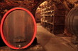 alter Weinkeller, Rotwein Barrique-Fässer, Eichenfässer