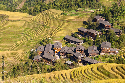 Photo: Village et rizière en terrasse, Guangxi - South China Village et rizière en terrasse, Guangxi - South China