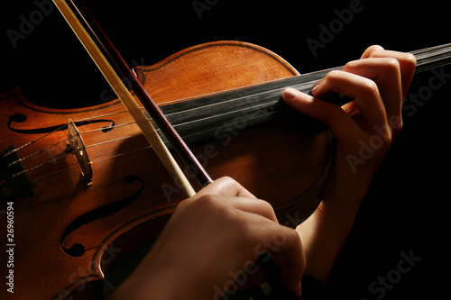 Foto: Violin playing Violin playing