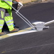 Peinture de ligne blanche route