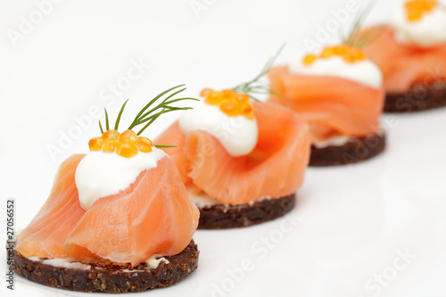 Foto: Canapes mit Lachs und Kaviar Canapes mit Lachs und Kaviar