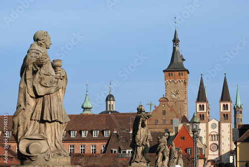 Foto: Würzburg Stadtansicht von der Mainbrücke Würzburg Stadtansicht von der Mainbrücke