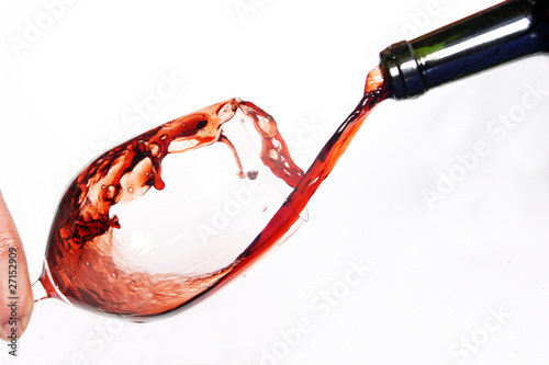 Photo: Rotwein im Überfluss Rotwein im Überfluss