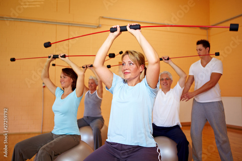 Photo: Rückenkurs mit Flexibar Rückenkurs mit Flexibar