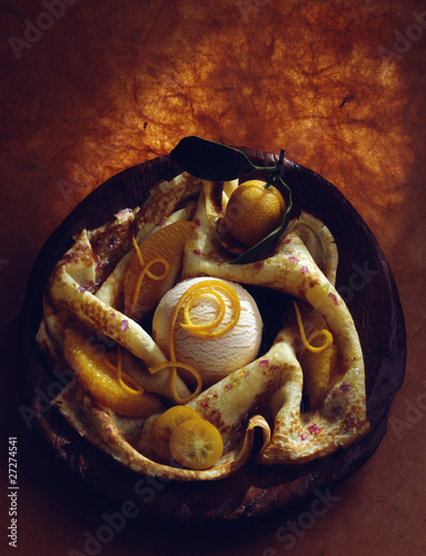 Photo : Glace et crêpe flambée au Grand-Marnier Glace et crêpe flambée au Grand-Marnier