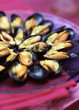 Mouclade à la cardamome, à l'ail et au curry Mouclade à la cardamome, à l'ail et au curry