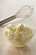 Bol de chantilly et fouet Bol de chantilly et fouet