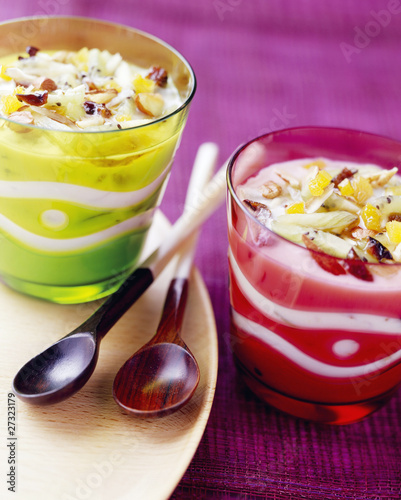 Photo: fromage frais with kiwi and caramelized dried fruit in maple syrup fromage frais with kiwi and caramelized dried fruit in maple syrup