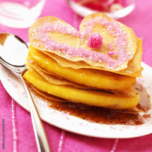 Photo: crispy banana heart dessert crispy banana heart dessert