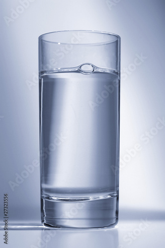 Foto: glass of water glass of water