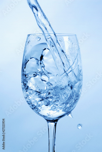 Photo: glass of water glass of water