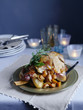 Pork knuckle with shallots 