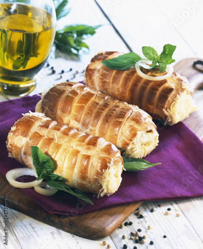 Foto: rolled puff pastry with cheese rolled puff pastry with cheese
