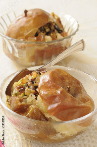 Foto: Baked apples stuffed with dried fruit Baked apples stuffed with dried fruit