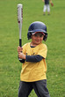 Junge spielt Baseball