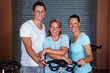 Lachendes Fitness-Team