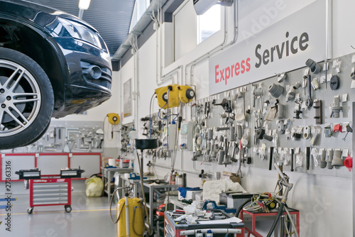 Photo: Auto officina interno Auto officina interno