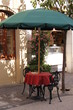 Gemütliches Strassencafe in Nahaufnahme