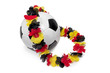 Fußball mit Deutschlandgirlande