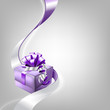 Geschenk mit Schleife