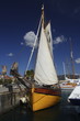 Voilier dans le port d’Ajaccio