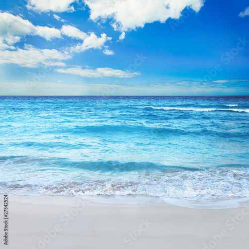 Beautiful Landscape Design on Beautiful Cancun Beach Landscape    Monart Design  27542524   See