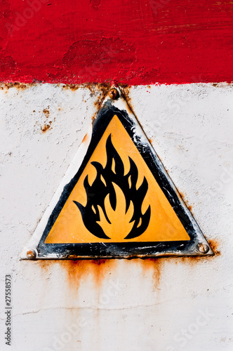 Photo: Fire warning sign Fire warning sign