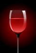 Verre de vin, sur fond mystérieux.