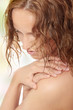 Foto: Young woman with pain Young woman with pain