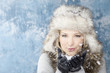 winter frau frozen cristalls