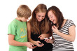 Foto: Teens mit Handy 1110 Teens mit Handy 1110
