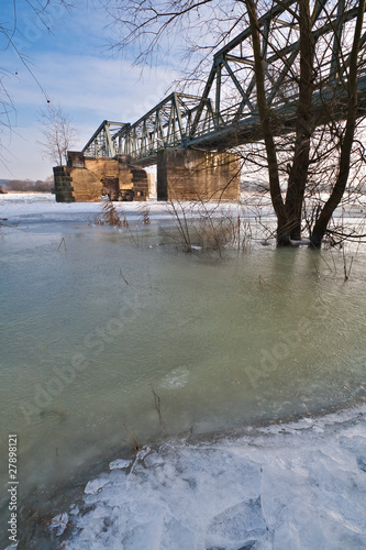 Foto: Brücke an der Oder. Brücke an der Oder.