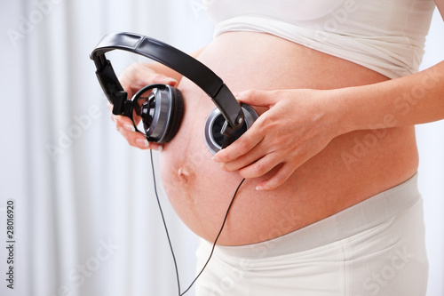 Photo: Stimulating the fetus using music Stimulating the fetus using music