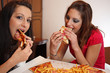 mangiare la pizza