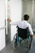 Handicap ascenseur
